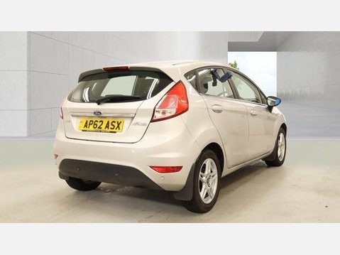 Ford Fiesta 1.0T EcoBoost Zetec Euro 5 (s/s) 5dr 5