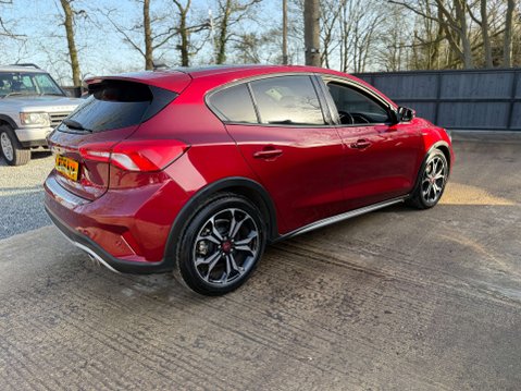 Ford Focus 1.0 Focus Active X Auto 5dr 32