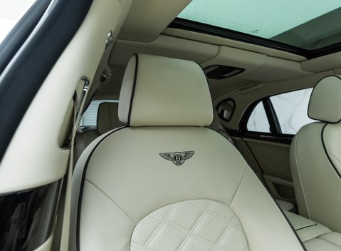 Bentley Mulsanne V8 Mulliner 12