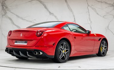 Ferrari California T 6