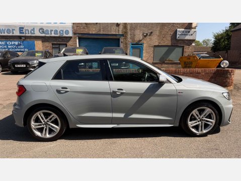 Audi A1 1.5 A1 S Line 35 TFSI Semi-Auto 5dr 35