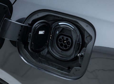 Mercedes-Benz C63 AMG S E NIGHT EDITION PREMIUM PLUS 41