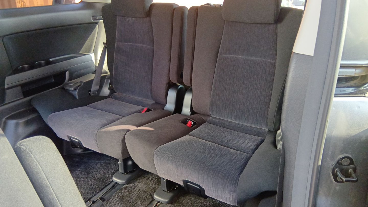 2012 Toyota Alphard JDM car for sale — photo 19 of 25