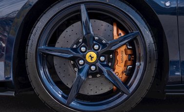 Ferrari F8 Tributo 10