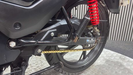 Honda CB 2021 ONLY 12K, JUST SERVICED, NEW MOT, WARRANTY LEARNER 125CC 26