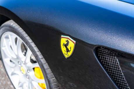 Ferrari 599 GTB FIORANO F1. COMPREHENSIVE HISTORY. CARBON FIBRE DRIVER ZONE. BOSE. 5