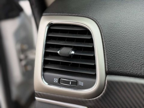 Jeep Grand Cherokee 3.0 V6 CRD S Limited Auto 4WD Euro 5 5dr 71