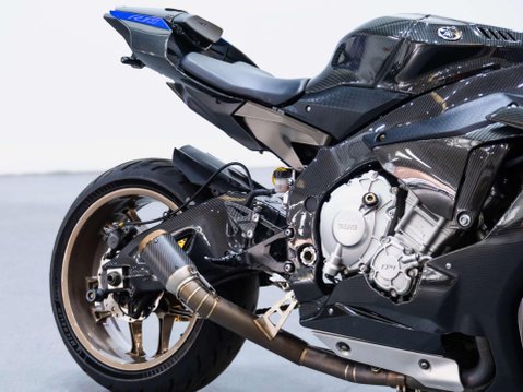 Yamaha R1M 1000 Super Sports Petrol Manual (200 ps) 9
