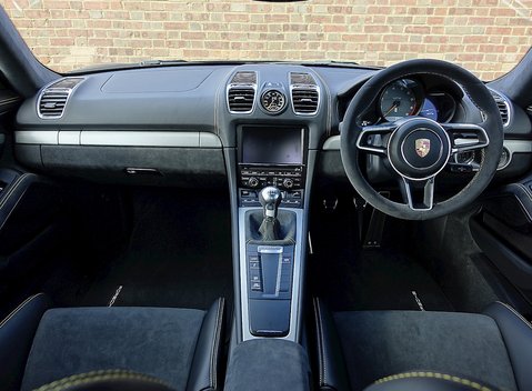 Porsche Cayman GT4 Clubsport 7