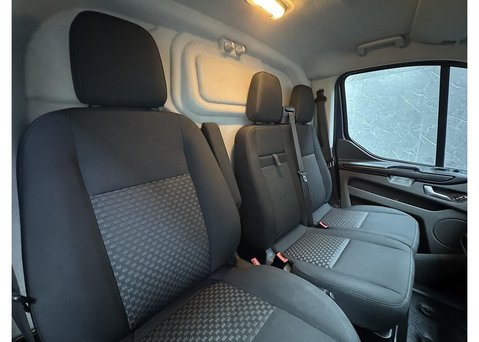 Ford Transit Custom 2.0 280 EcoBlue Trend Panel Van 5dr Diesel Manual L1 H1 Euro 6 (130 ps) 33