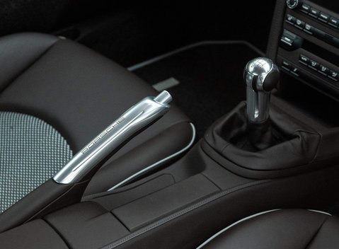 Porsche 911 (997) Sport Classic 15