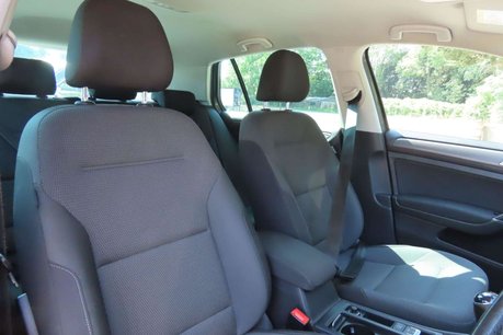 Volkswagen Golf 1.6 TDI Match Edition Euro 6 (s/s) 5dr 8