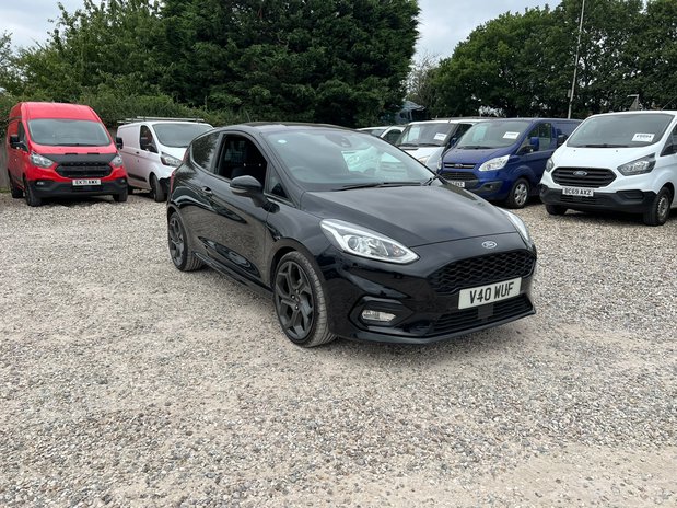 Ford Fiesta SWB (SOLD) L1H1 Low Roof Sport Air Con Alloys EURO 6 NO VAT 4