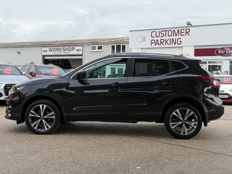 Nissan Qashqai N-CONNECTA DIG-T 6