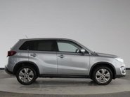 Suzuki Vitara SZ-T BOOSTERJET MHEV 4