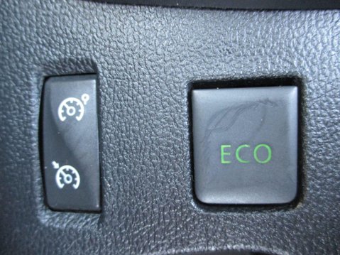 Renault Captur 0.9 TCe ENERGY Dynamique Nav Euro 6 (s/s) 5dr 38