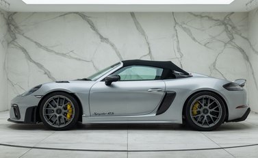 Porsche 718 SPYDER RS 7