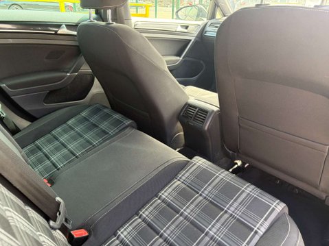 Volkswagen Golf 2.0 Golf GTD Semi-Automatic 5dr *NATIONAL DELIVERY* 40