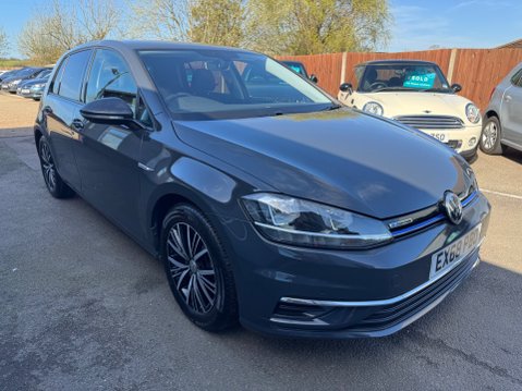 Volkswagen Golf SE TSI EVO 1