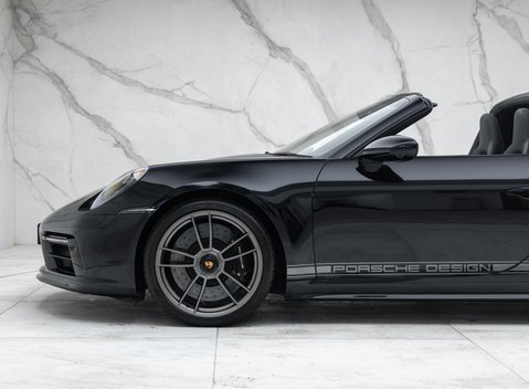 Porsche 911 Targa (992) 50 Years Porsche Design Edition 41