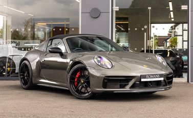 Porsche 911 Targa 4 GTS (992) 2