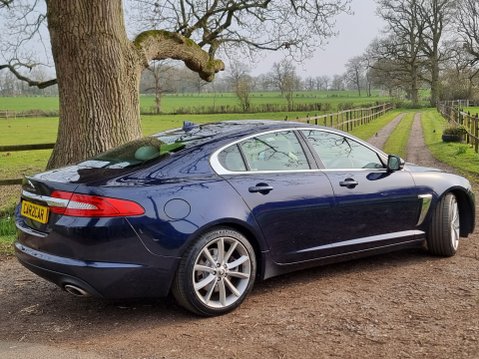 Jaguar XF D PORTFOLIO 4