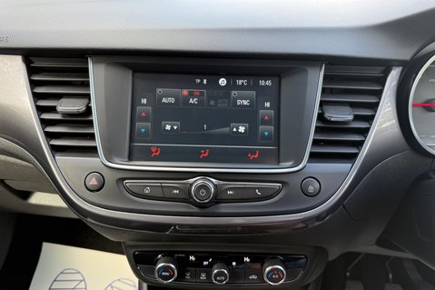 Vauxhall Crossland X ELITE - TWO OWNERS - CAMBELT CHANGED - NEW MOT  42