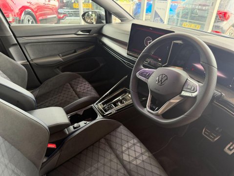 Volkswagen Golf 1.5 eTSI MHEV R-Line DSG Euro 6 (s/s) 5dr 19