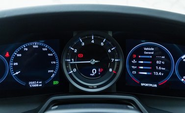 Porsche 911 Carrera S (992) 20