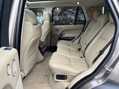 Land Rover Range Rover TDV6 VOGUE SE 15