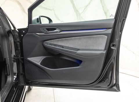 Volkswagen Golf R TSI 4MOTION 31