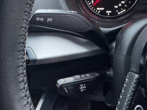 Audi Q2 1.4 TFSI CoD S line S Tronic Euro 6 (s/s) 5dr 37