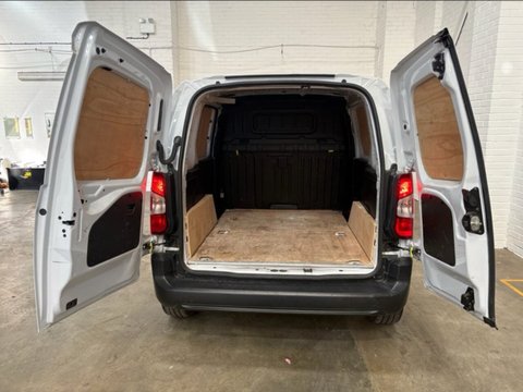 Peugeot Partner BLUEHDI PROFESSIONAL PREMIUM PLUS L1 7