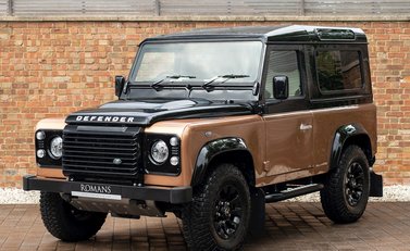 Land Rover Defender 90 Autobiography Edition 6