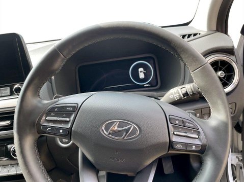 Hyundai KONA 1.6 h-GDi Premium SUV 5dr Petrol Hybrid DCT Euro 6 (s/s) (141 ps) Air Con - 13