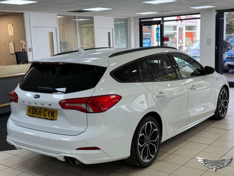 Ford Focus 1.5T EcoBoost ST-Line X Euro 6 (s/s) 5dr 4