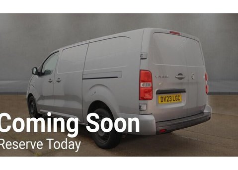 Vauxhall Vivaro 2.0 Turbo D 3100 Pro Panel Van 6dr Diesel Manual L2 H1 Euro 6 (145 ps) 7