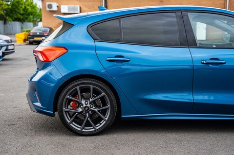 Ford Focus 2.3 Focus ST 5dr 26