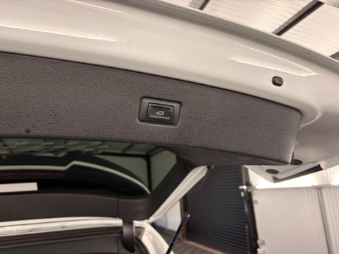 Audi Q7 3.0 TDI V6 S line Tiptronic quattro Euro 6 (s/s) 5dr 36