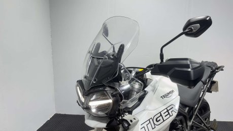 Triumph Tiger XRT 2019 ONLY 9K SERVICE HISTORY MOT VERY CLEAN 800CC 7