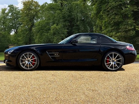 Mercedes-Benz SLS AMG Coupe 8