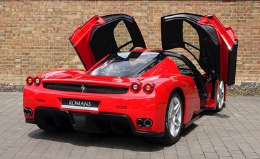 Ferrari Enzo 12