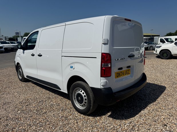 Vauxhall Vivaro SWB L1H1 Low Roof Prime 2900 Air Con Sensors EURO 6 10