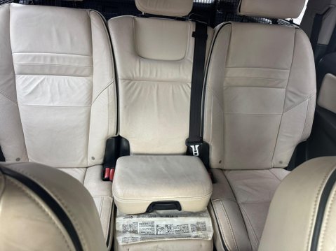 Volvo XC90 2.4 D5 R-Design SE Geartronic AWD 5dr 13