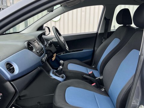 Hyundai i10 1.0 i10 SE 5dr 18