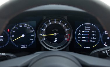Porsche 911 GT3 (992) 24