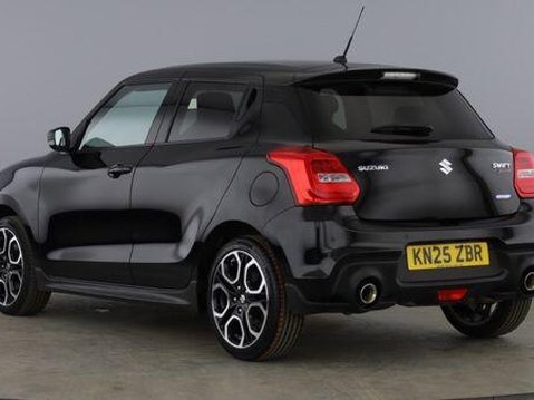 Suzuki Swift SPORT BOOSTERJET MHEV 2