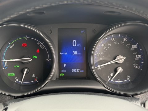 Toyota C-HR 1.8 Hybrid Excel 5dr CVT [Leather] 21
