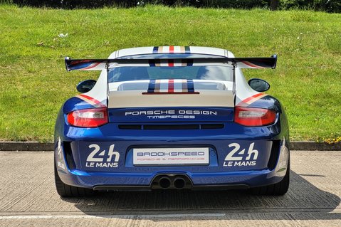 Porsche 911 CARRERA 4S 8