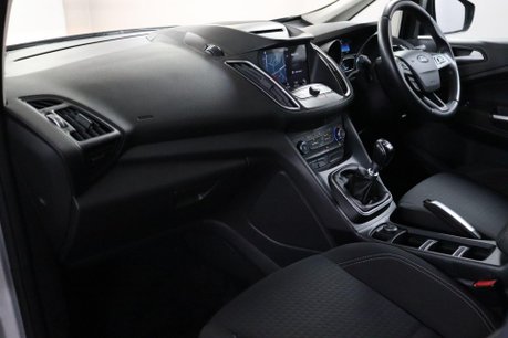 Ford C-Max ZETEC 34